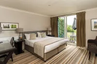 Hartsfield Manor Hotels in 