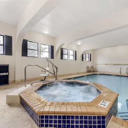 Best Western Alamo Suites