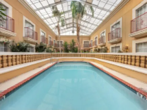 Best Western Plus Atrium Inn Hotels in Guadalupe County