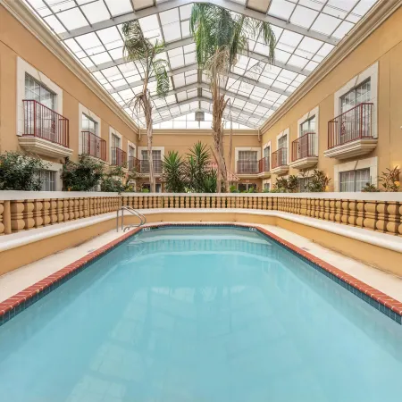 Best Western Plus Atrium Inn