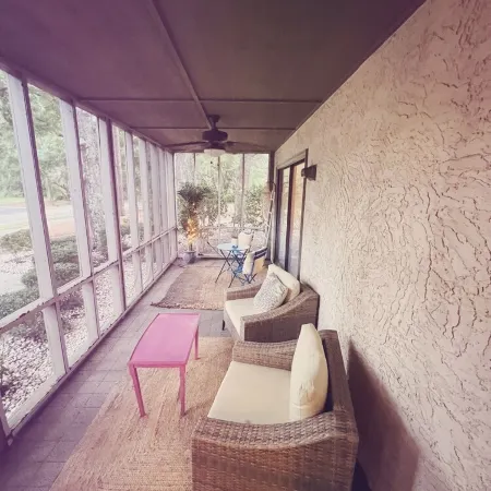 Beautiful and Spacious First Floor Sunset Beach Villa in Sea Trail! Bikes & Gear