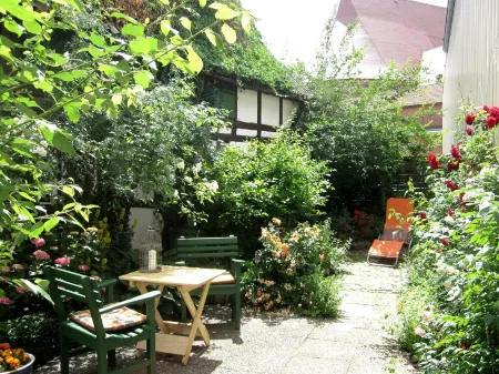 Stylish, modern living in a historic setting Отели в г. Тангермюнде