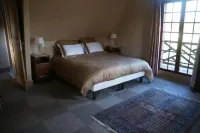 House with garden with access to the disabled