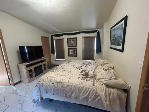 Spacious Peaceful 2-bedroom home in Saint Ignatius, Montana with amazing views.