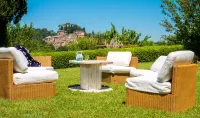 Villa with private pool and large garden