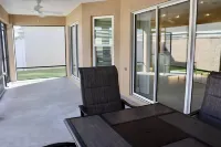 Designer home minutes from Eastport area, near 7 golf courses, & pet friendly!
