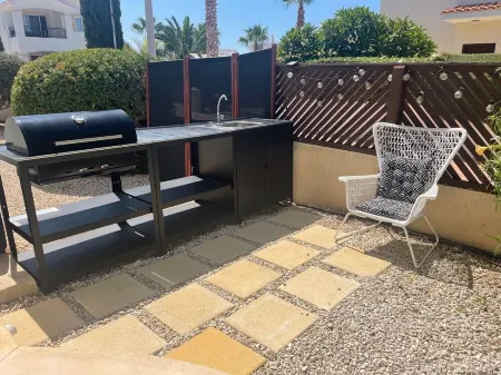 Spacious Villa with stunning views over the Ocean with pool heating available.