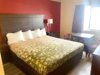 Econo Lodge Inn & Suites Corning Travel Center - 2-Star
