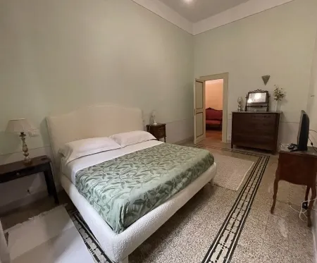 Palazzo Lauri, period residence