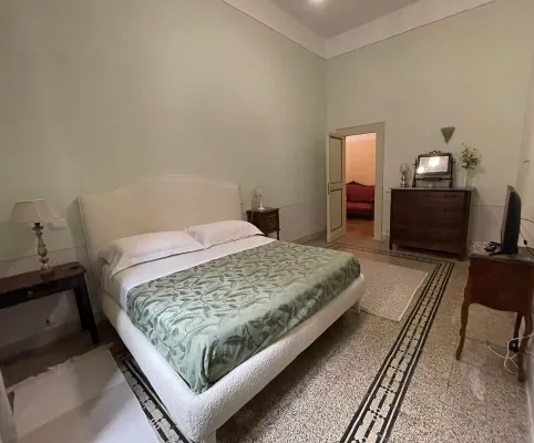 Palazzo Lauri, period residence