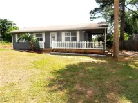 The Luxury Lake Front Zen Casa Hotels in DeBary