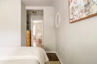 CAPITOL HILL LARGE 1 BED SUITE 스티븐스 호텔