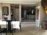 Modern villa for a successful holiday Sainte-Anastasie 호텔