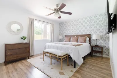 Modern Desert Oasis with A Pool & Nearby Hiking Hotels in Ahwatukee Foothills