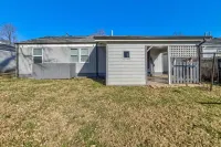 Lovely Home in the Heart of Springfield