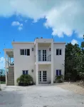 OCEAN SEACRET Luxurious views, Gated safe pool near Grace Bay beach PRIVATE CHEF