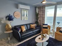 Stunning Ocean Views with direct Beach access