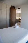 Financial District! Modern Getaway