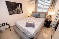 Spacious Retreat with Private Jacuzzi and Tropical Patio