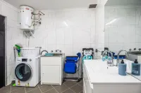 Beautiful Clean 2Bdrm Apartment