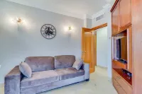Fabulous Kosher Apartment 3 BR + Den in Amazing Central Location!!