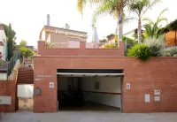 Villa Sofia with sea views ..