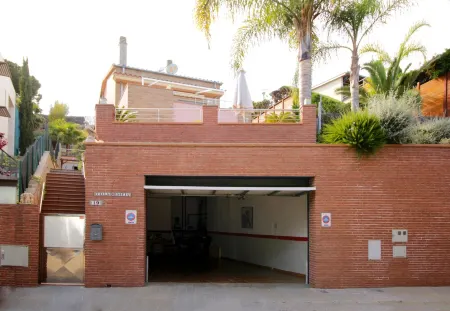 Villa Sofia with sea views ..