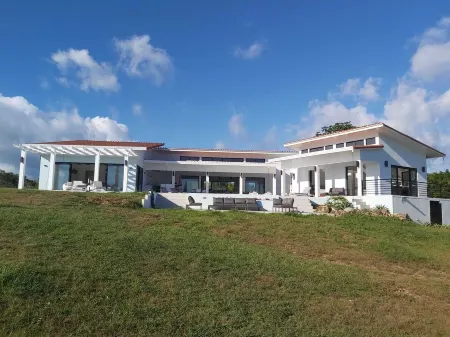 Ocean Front Villa in Boca Chica!