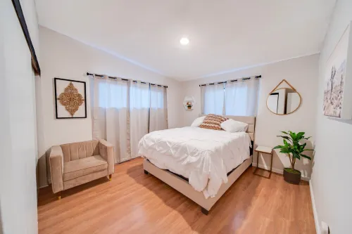 Casa Blanca (Arcade/Theatre/Game Room/RV Parking) Hotels in Banning