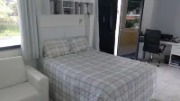 Casa, 4 Quartos em Vilas do Atlântico a 300 mt Praia, Piscina e Suítes Completas