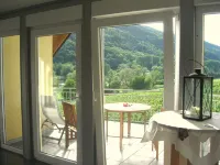 Ferien-Weingut Römerhof -Upper floor 네렌 호텔