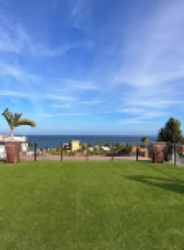 Modern, Clean & Airy Beach Retreat with Pool and Rooftop Ocean Views