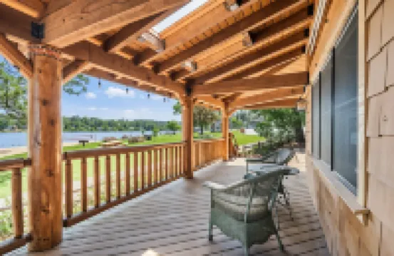 Marina Beach Lodge - Lakefront Home on Beach! Home