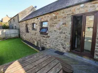 Corner Cottage