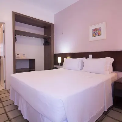 Nobile Suítes Golden Fortaleza Hotels near Mucuripe Beach