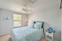 Retreat w/ Heated Pool Near Vanderbilt Beach! - spa