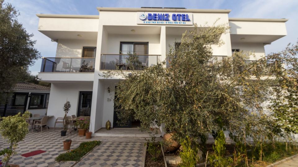 Deniz Otel