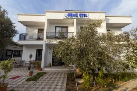 Deniz Otel Отели в г. Sigacik Mahallesi