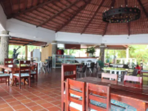 灣景飯店 聖卡洛斯住宿飯店