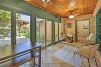 10 Mi to Grand Lake: Home w/ Game Room in Jay! - Swimmingpools