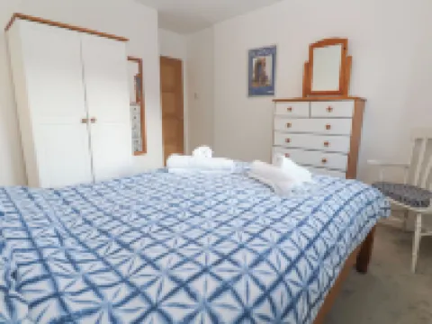 Kernow Cottage Hotels in Porthleven