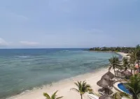 Del Sol Beachfront - Jacuzzi