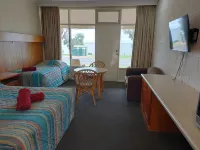Barmera Lake Resort Motel Hotels in Barmera