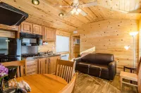 Wilderness Lakes RV Resort - Pools