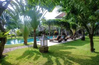 Mina Tanjung Hotel - Beach