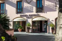 Hotel Regent - In pieno Centro Hotel a Grottammare