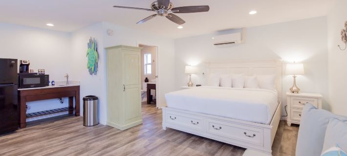 Lost Inn Paradise Hotels in Brevard County