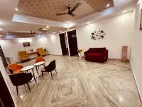 JPM Suites Noida 70 - Dapur