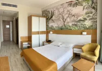 Hotel Santana Hotels in Edremit