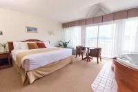 Battures Hotel Fjord Saguenay